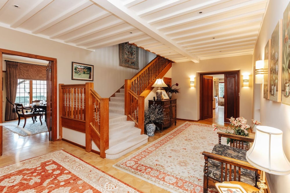 Summer Gaze House Sleeps 14 - From 1300 Per Night