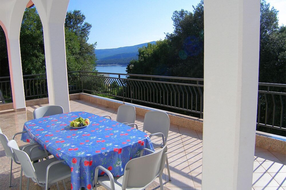 House Adrijana