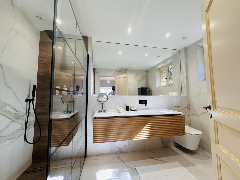 Sea View Villa in Theoule sur Mer With Pool- 2237
