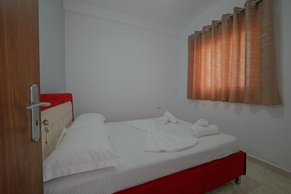 Vila Xhovani