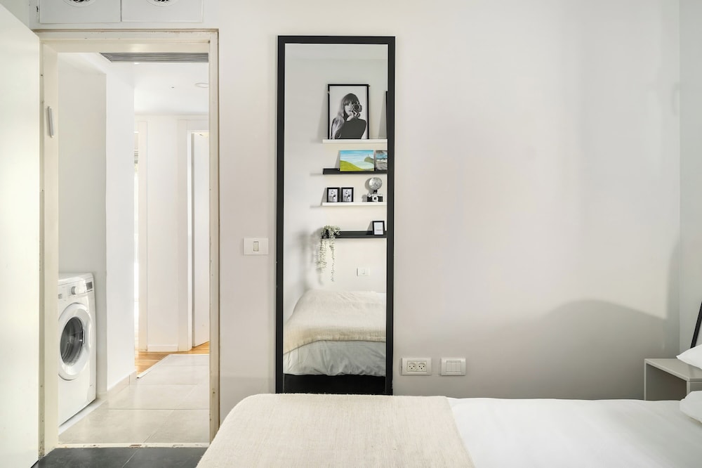 Allenby Urban Living Apartments by Sea N Rent