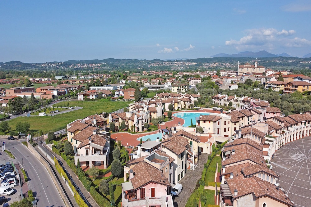 La Rocca 2-11 by Wonderful Italy