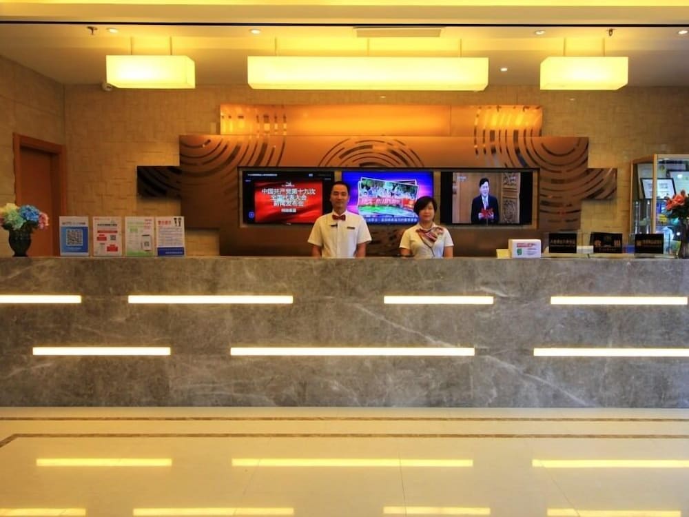GreenTree Inn Fuzhou Gushilou District North Xierhuan Road Zuohai park Express Hotel