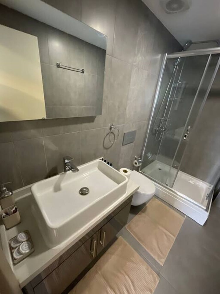 Spectacular 2 1 Apartment in Prime Suites Hotel
