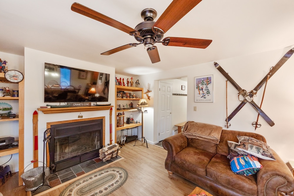 Top Ridge 49p - Family-friendly End Unit 3 Bedroom Townhouse by The Summit at Gore Mountain