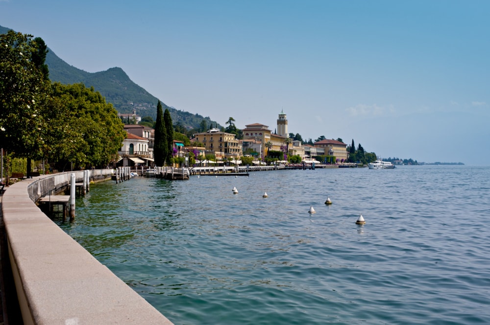 Lovely Flat With Shared Pool and Amazing Lake View