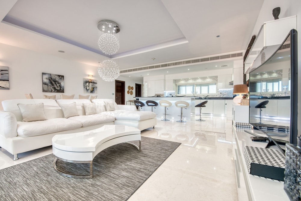Tiara Residences - Mint Stay