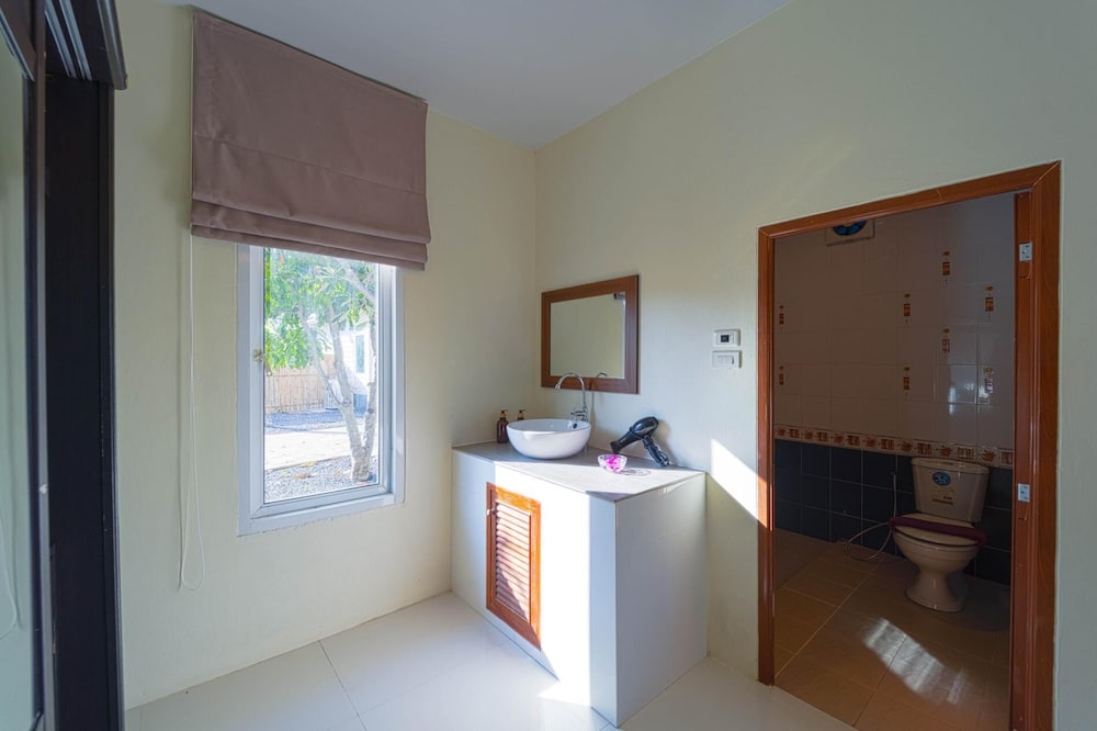 Fantastic 7 Bungalow Private Resort BR7