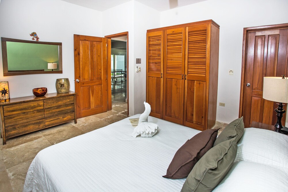 Villa Izcalli by PRP view 5