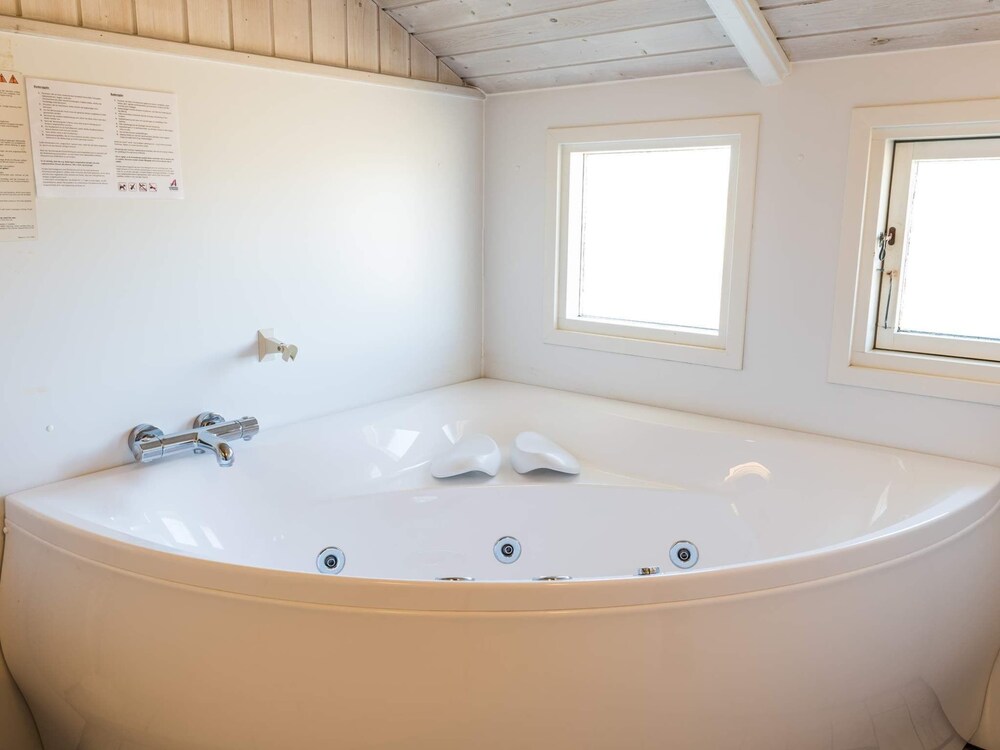 Bright Dune View Cottage-by Traum view 2