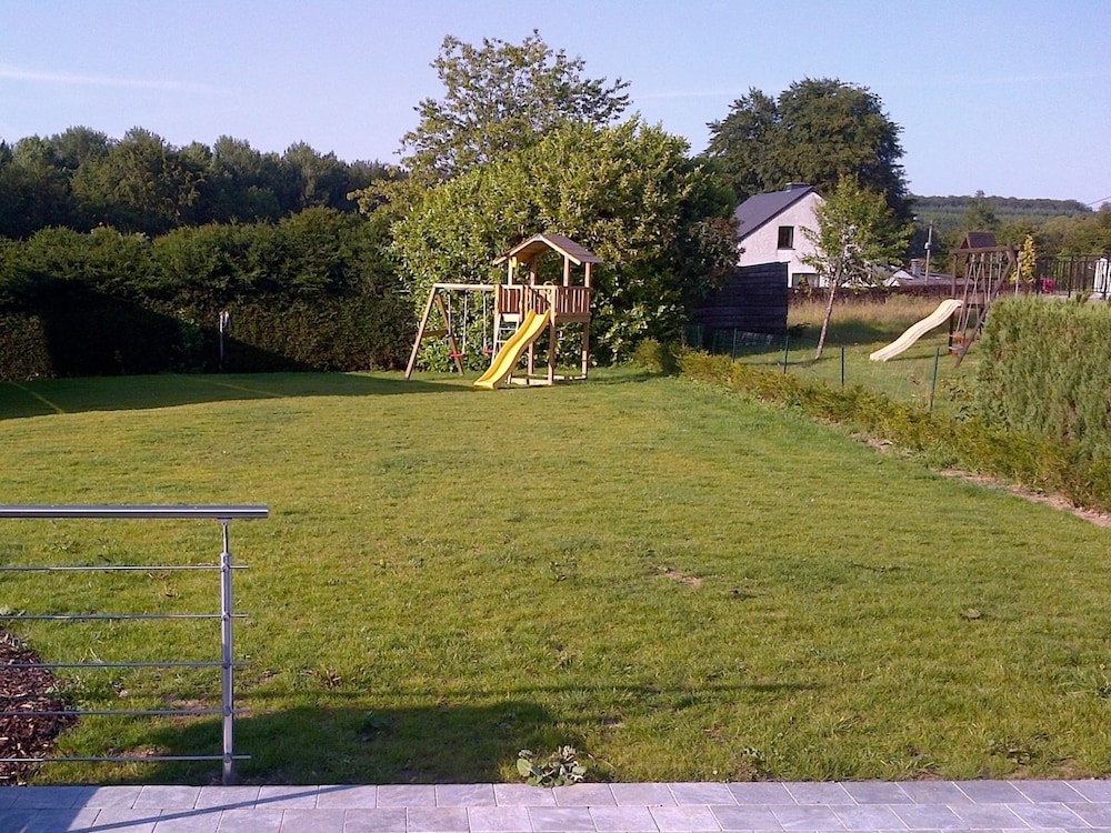 Photo 33