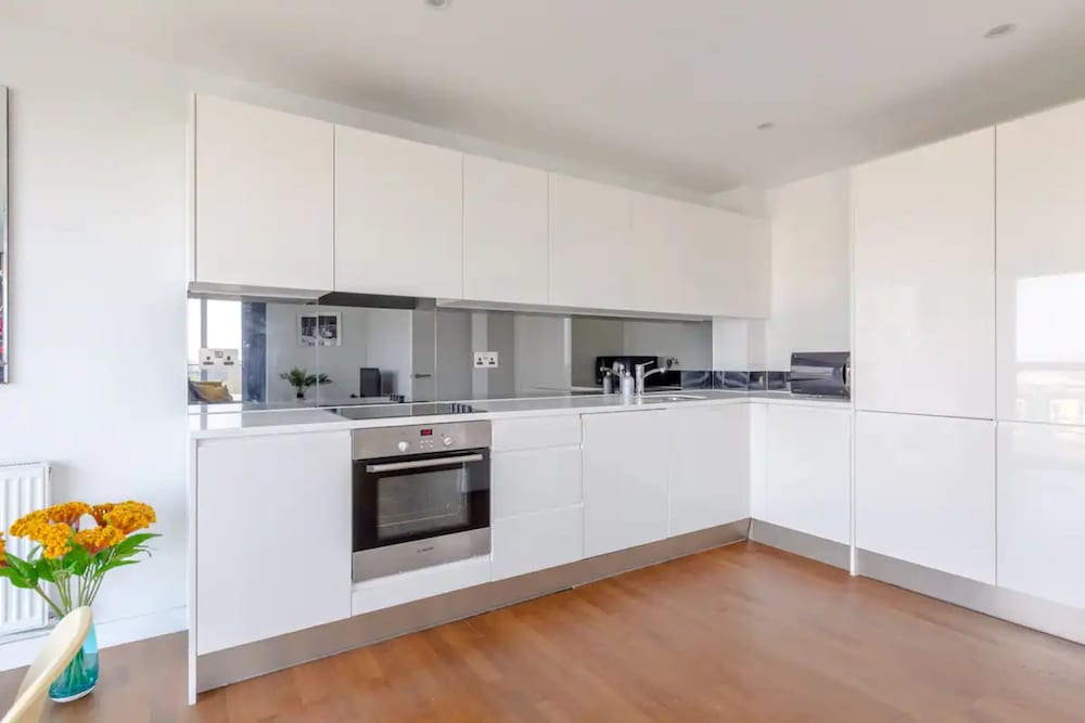 2BD Flat Overlooking the River Thames! - Greenwich