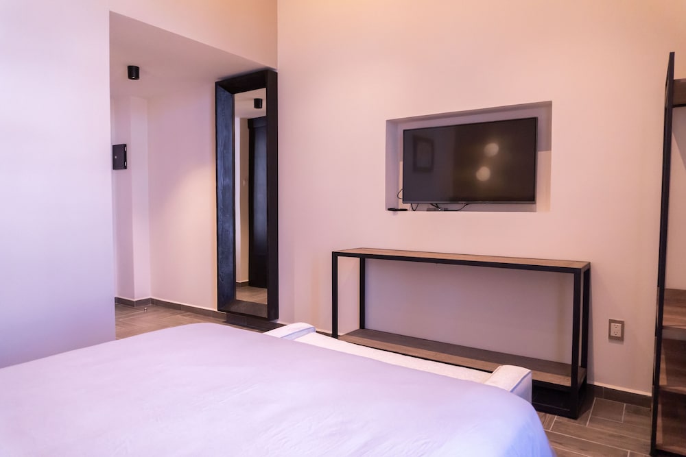 Pachuca Vacations - Capitalino Hotel y Plaza - Property Image 3