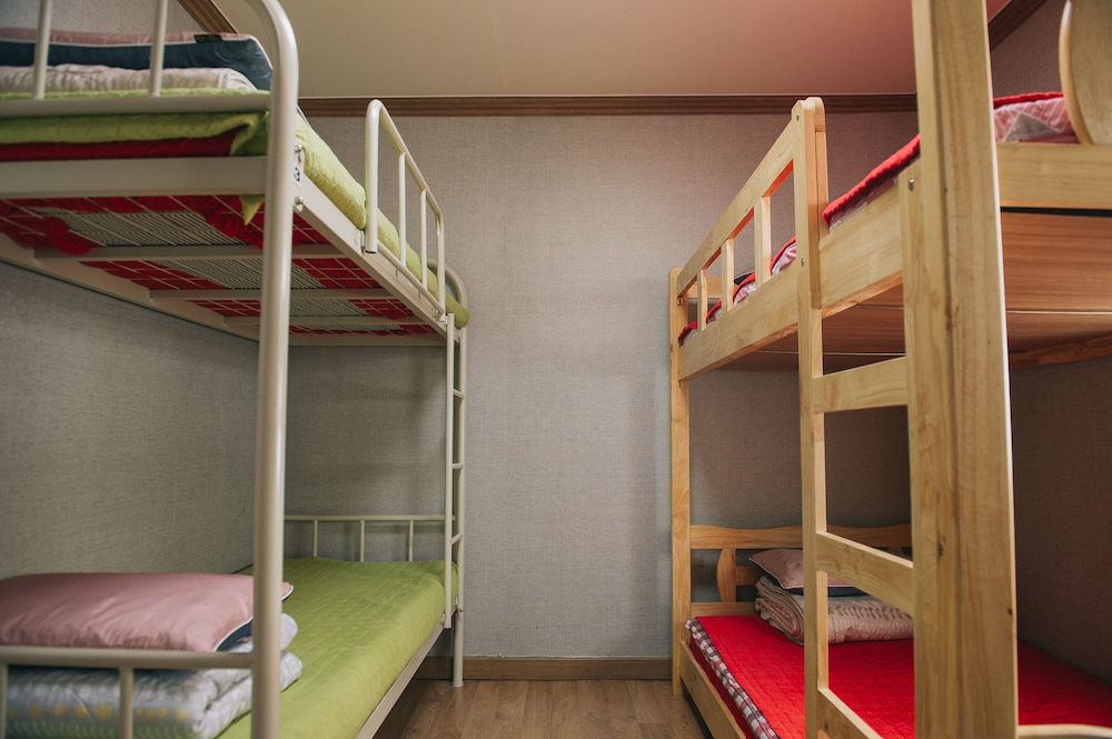 We Guest House - Hostel