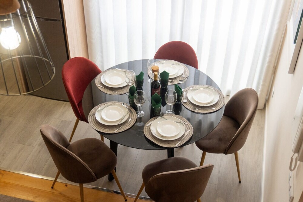 City Center Comfort Apartment B by Vacationy