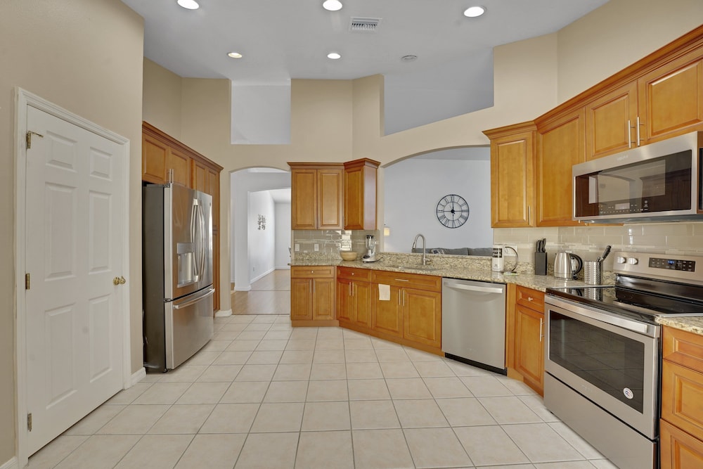 506hc-west Haven 4 Bedroom Home