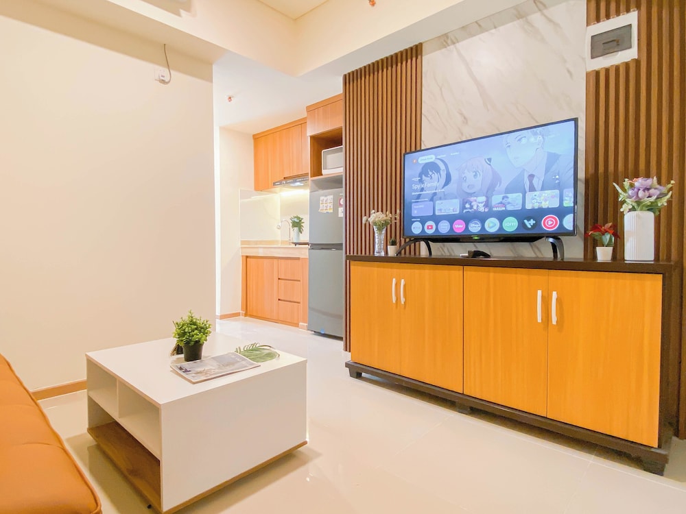 Modern Touch 2Br Apartment At Meikarta