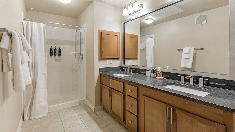 Landing Furnished Apartments near East Arlington