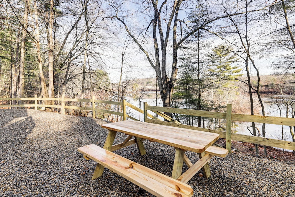 < 3 Mi to Uconn: Peaceful Home on Pine Lake