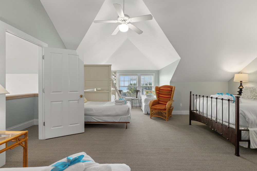 A Winterpast by the Sea - Gulf Front on 30A With Private Pool!