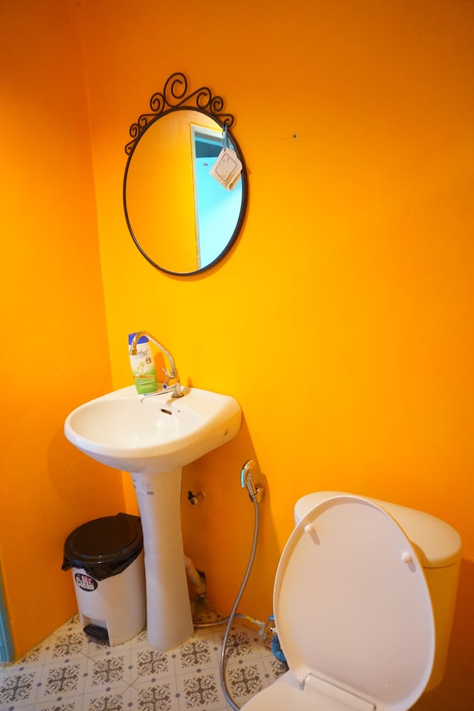 Room 9 Hometel