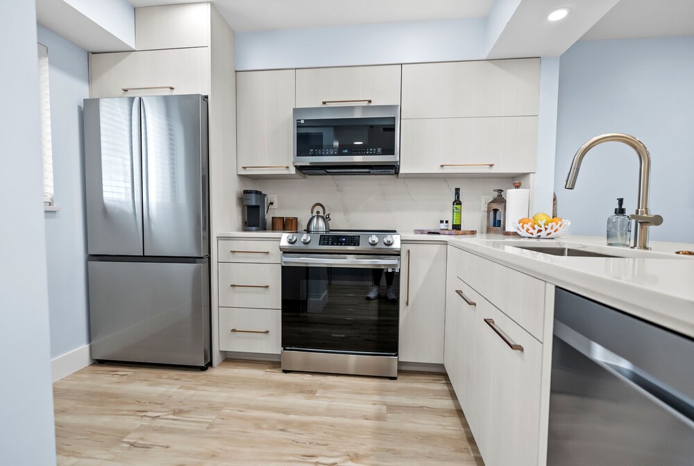 Admirals Bay 152 by Distinctive Beach Rentals