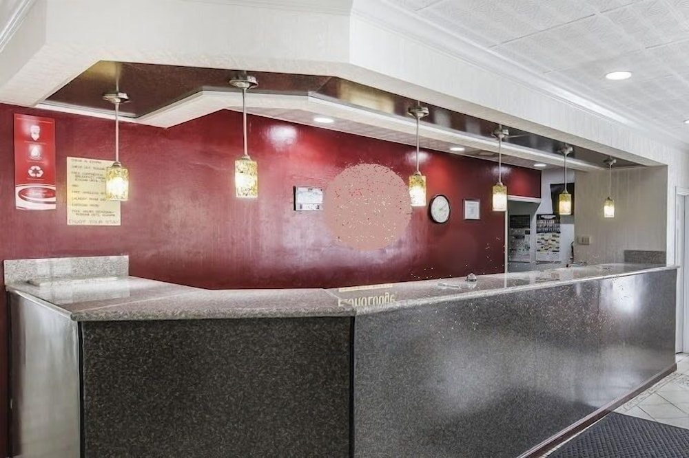 Travelers Inn Douglas By OYO US-441