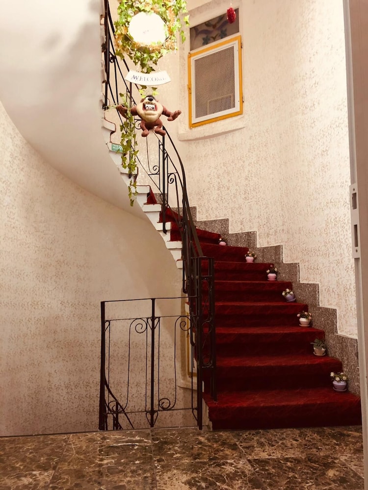 Alhambra Apart Otel - Image 7