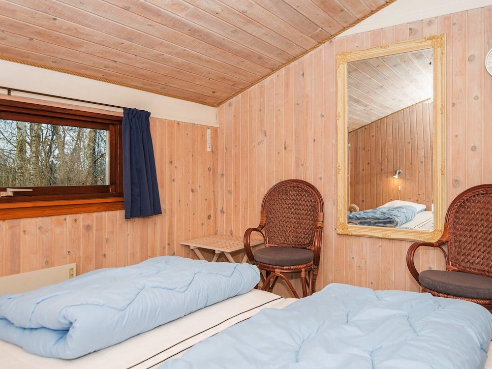 6 Person Holiday Home in Farvang view 4