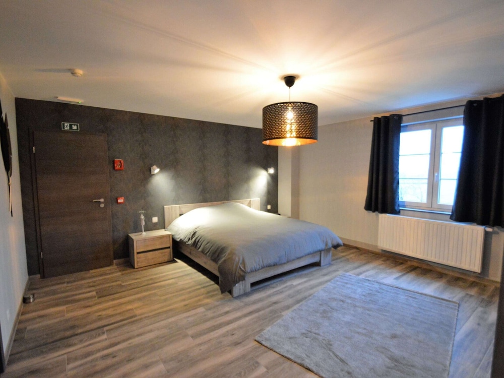 Holiday Home in Beauraing With Fenced Garden