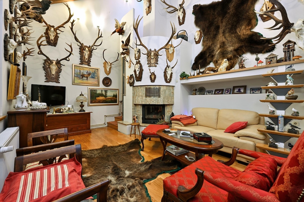 Hunting Lodge in Ribnja ka