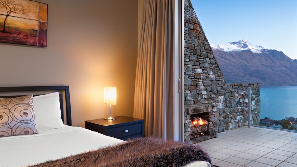 Luxury 4 Bedroom Villa in New Zealand, Queenstown Villa 1007 view 4