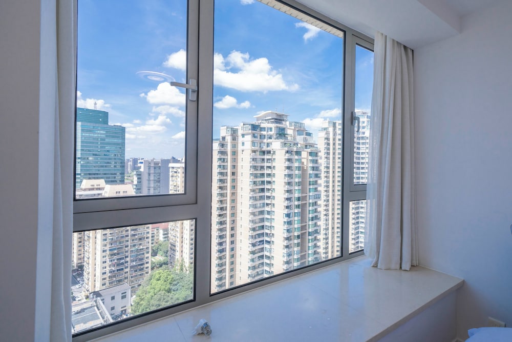 Tyms Family 3BR 2BA Apt Xujiahui Metro