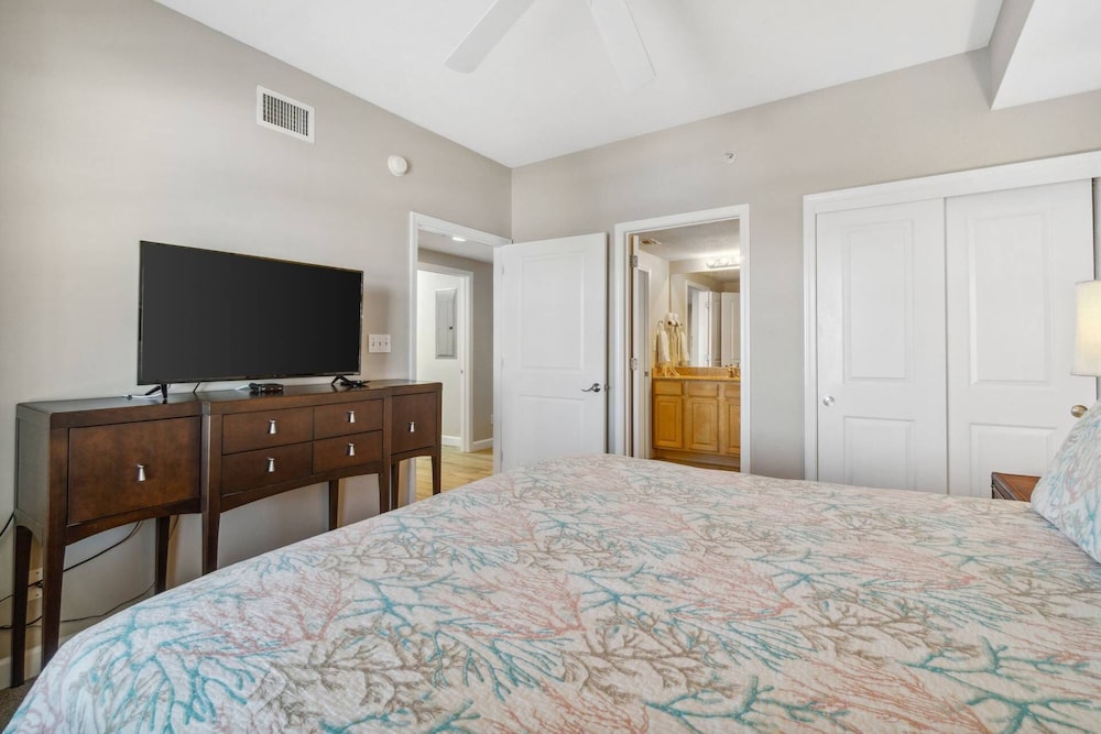 Grandview East 903