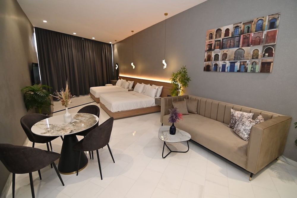 La villa luxury suites