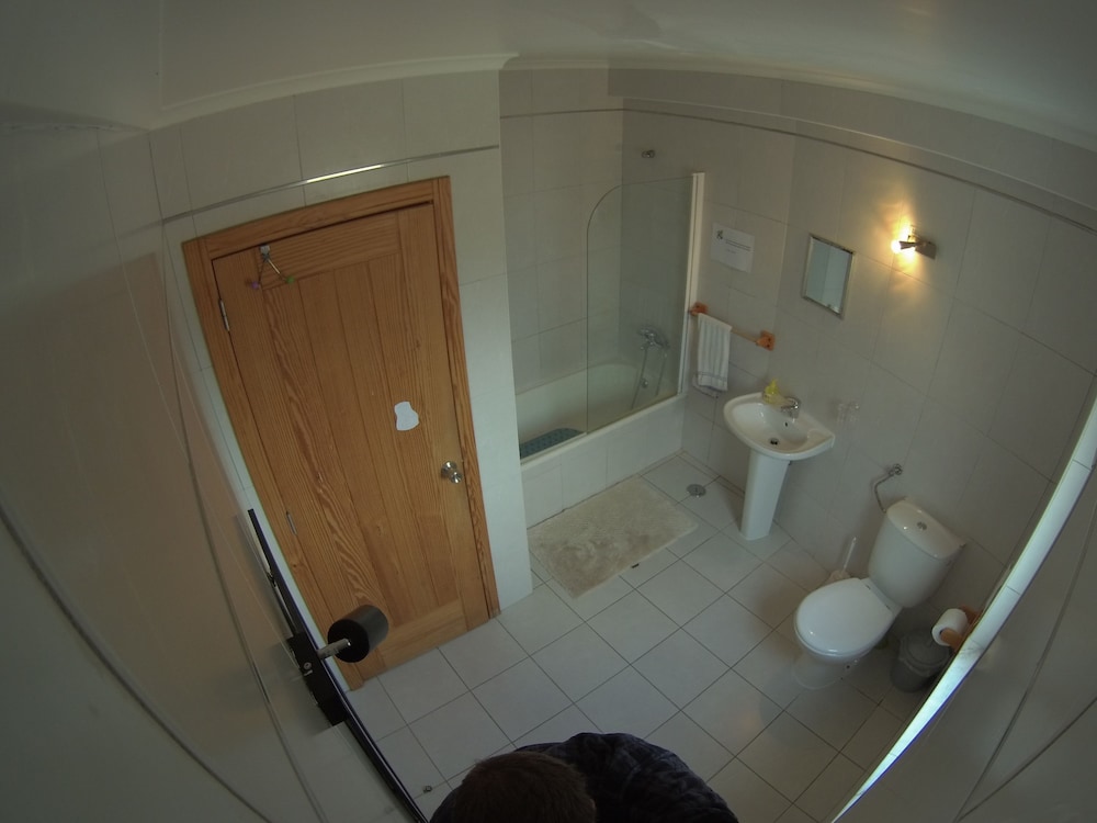 Peniche Surf Lodge - Hostel