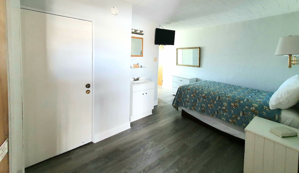 The Coral Sands Motel