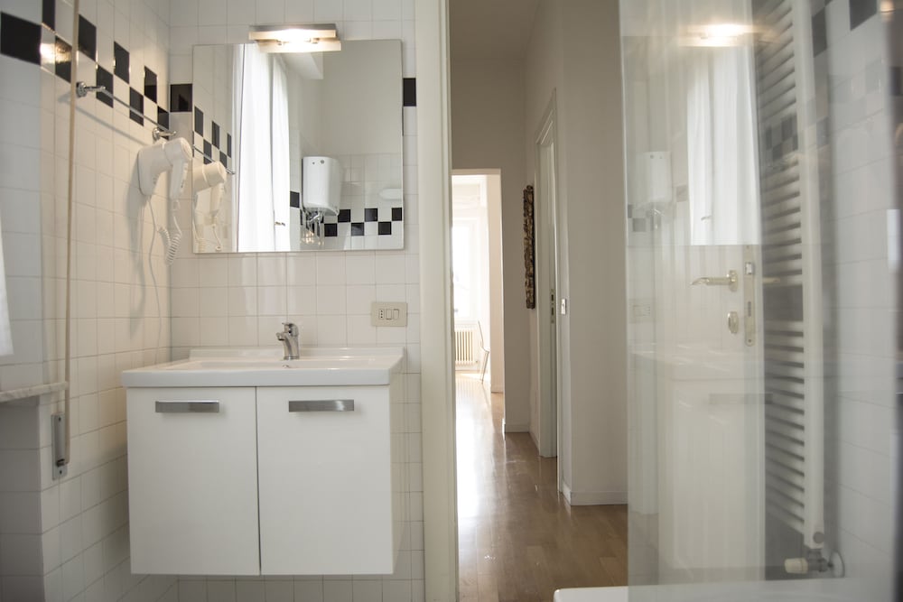 N12 Design Accomodation Alpha