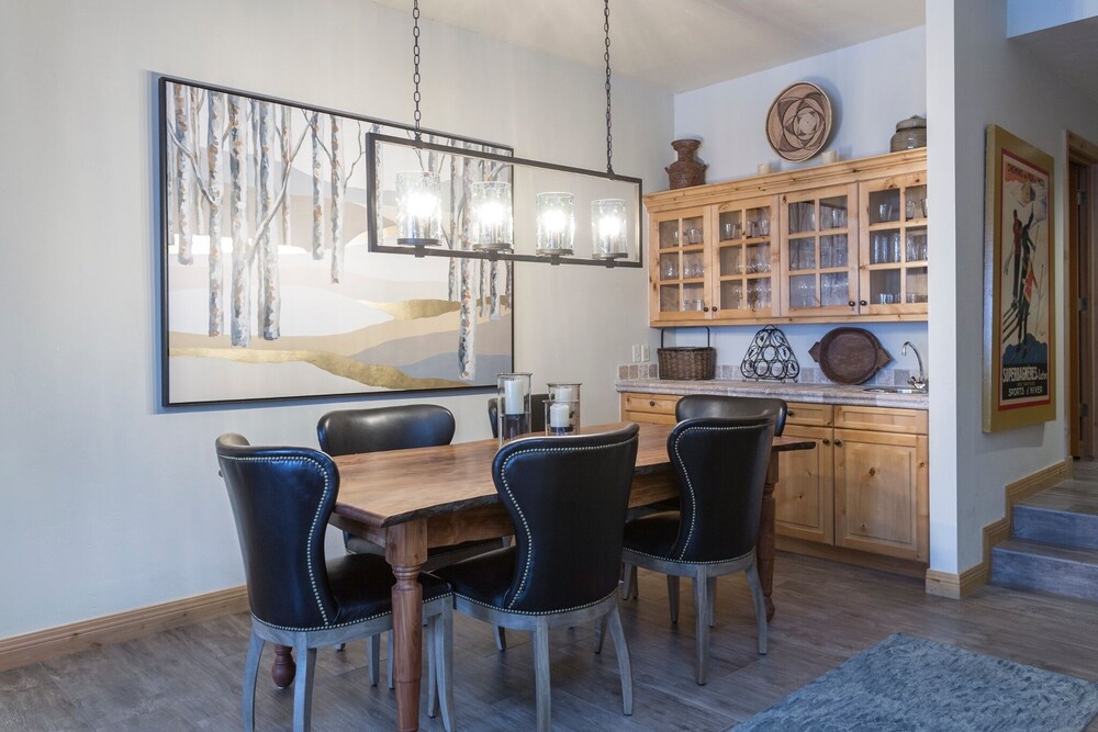 Trail's End Lodge at Deer Valley Resort - Two Bedroom Residence with Spa #404 2 Condo