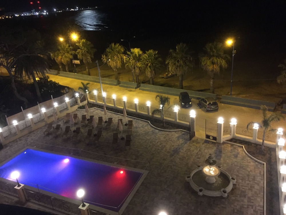 Hotel Riviera Palace
