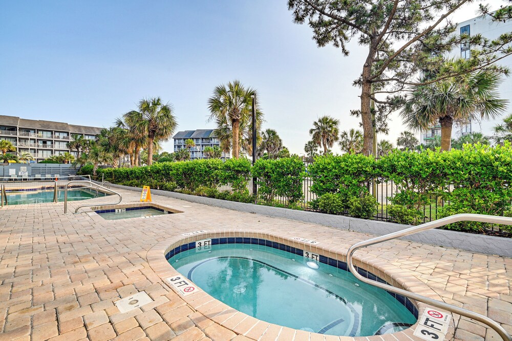 Balcony + Pool Access: Myrtle Beach Resort Escape!