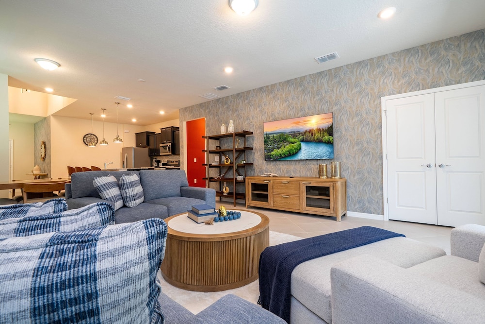 Windsor Cay 7BR Water Park Free