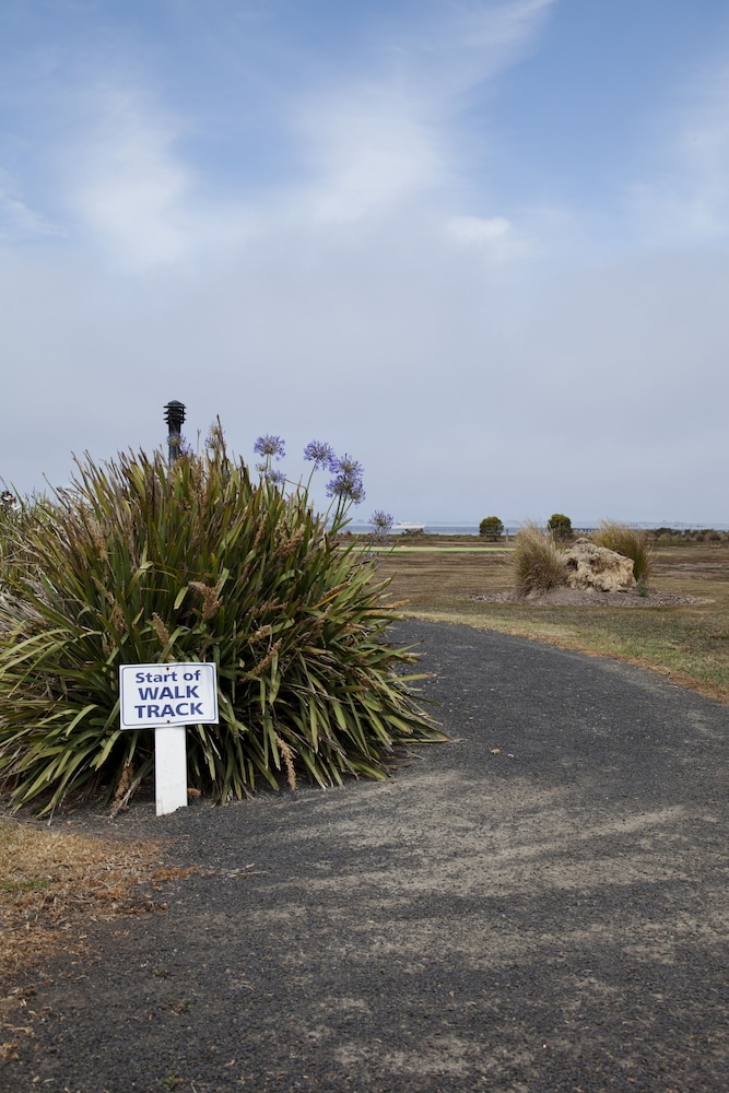 Swan Bay Holiday Park