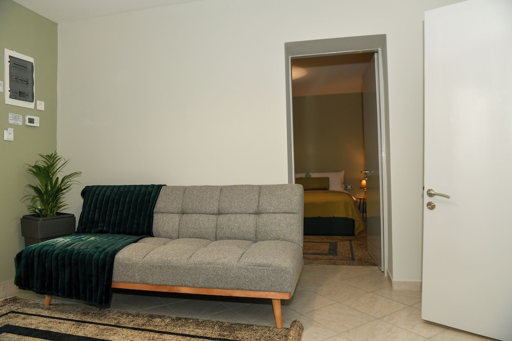 Vayas Residences Legacy