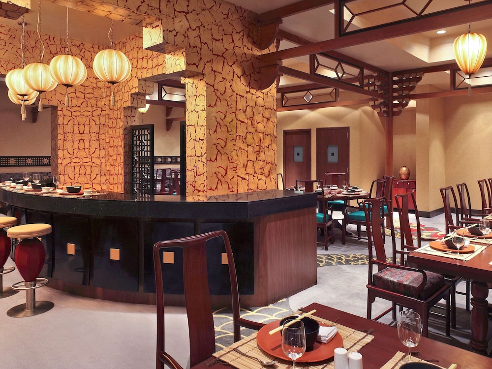 Mumbai Vacations - Novotel Mumbai Juhu Beach Hotel - Property Image 52