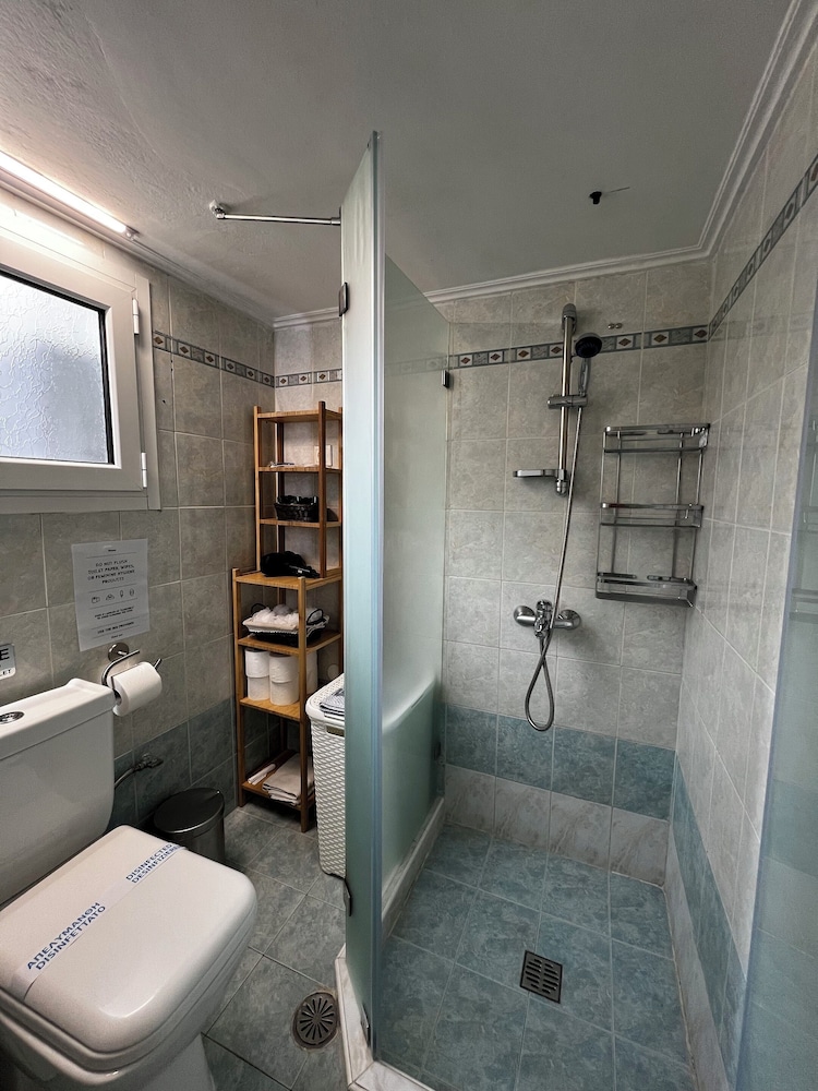 Pnyka Apartment 2