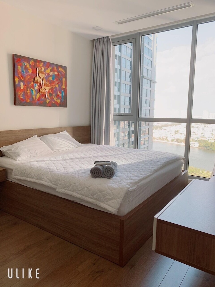 LANDMARK PLUS RESIDENCES LUXURY SUITE