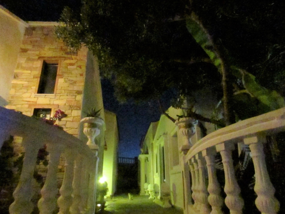 Castellino Studios