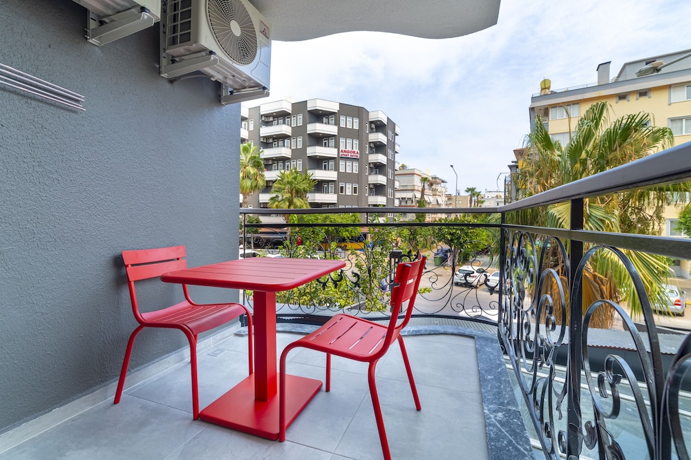 ARIA RIVA APART OTEL - Image 43