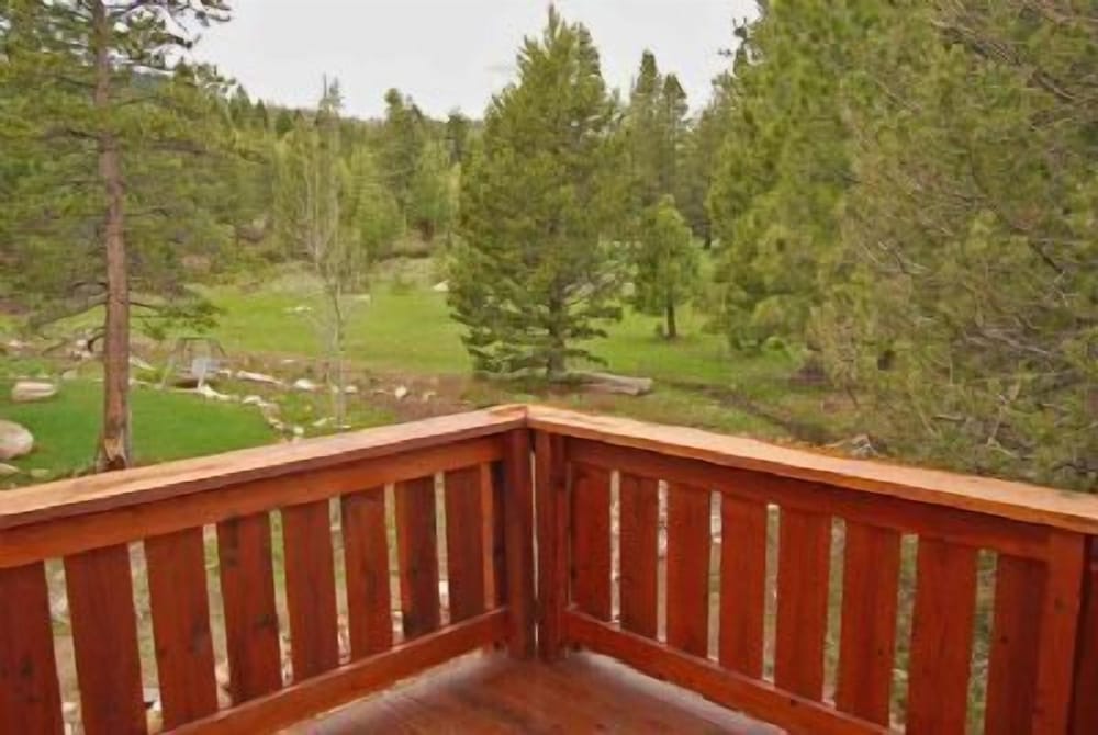 Trailside Villa